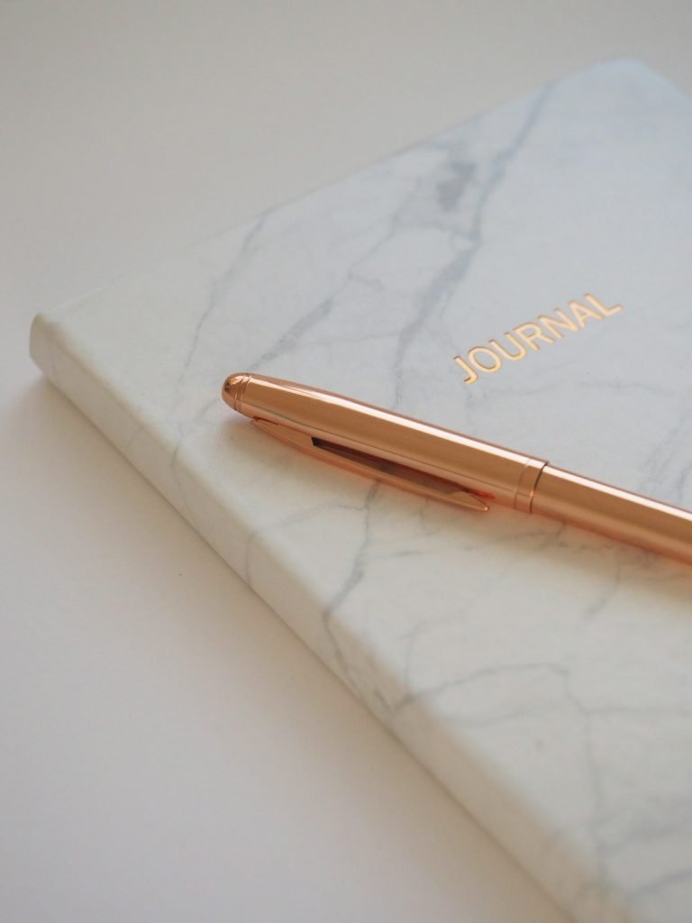 gold-ballpoint-pen-msh3ldarzsg